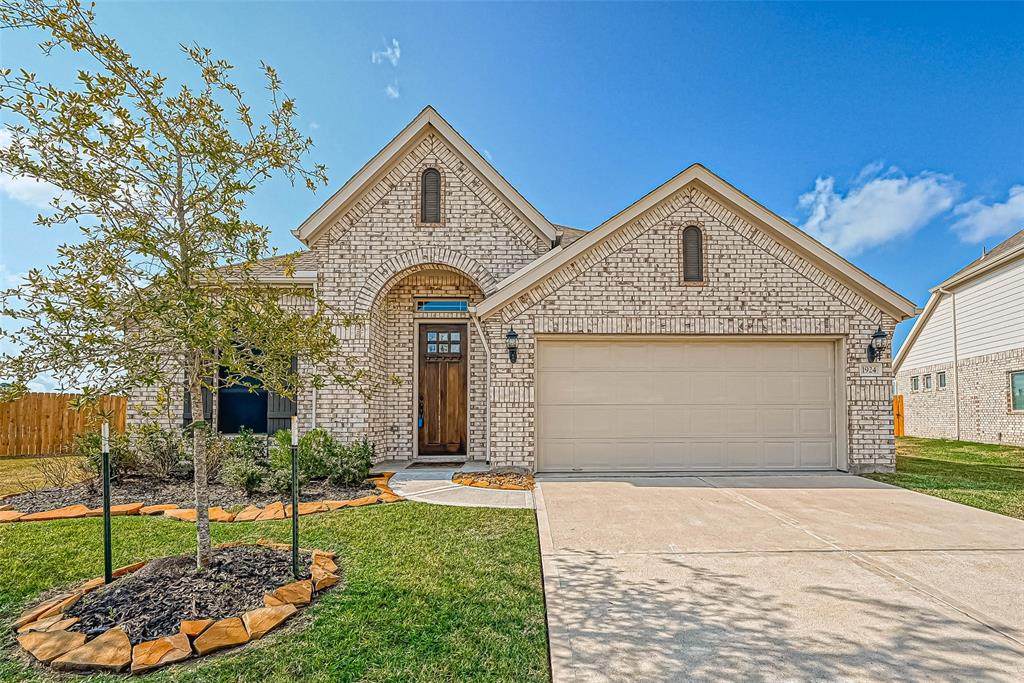 1924 Highland Ridge Drive - Photo 1