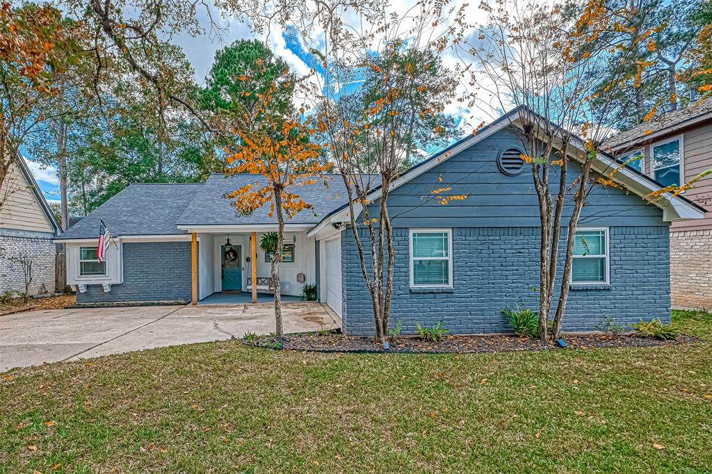8 Lancelot Lane - Photo 1