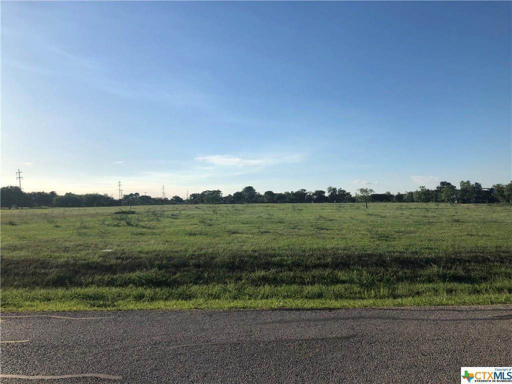 66 Wellspring Boulevard - Photo 1