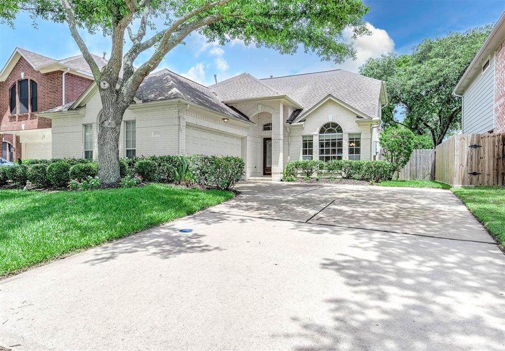 15330 Garett Green Circle - Photo 1