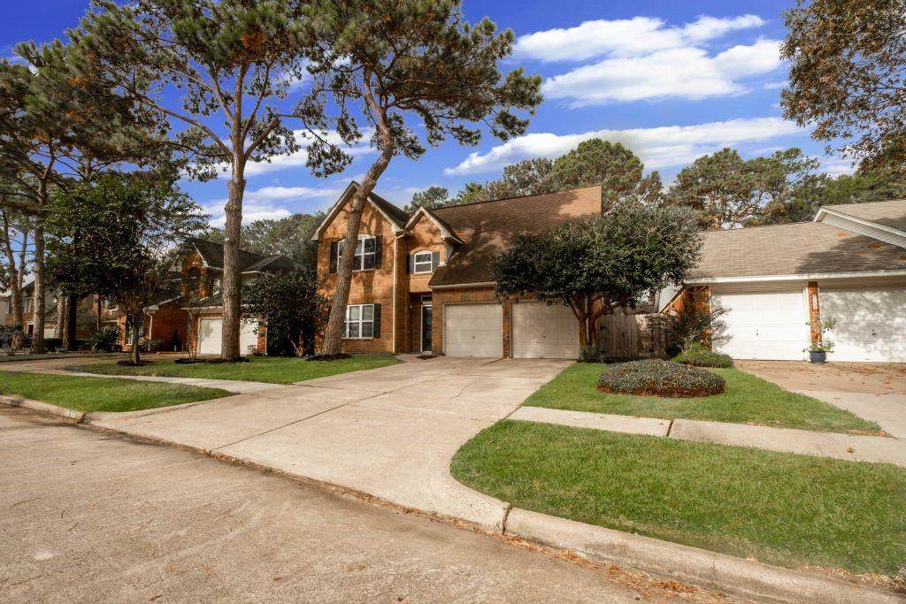 7719 Hidden Oaks Lane - Photo 1