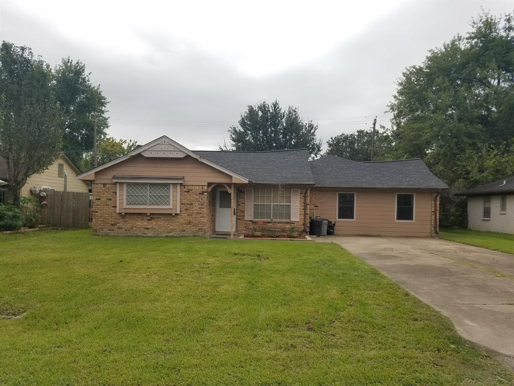 522 Doverfield Drive - Photo 1