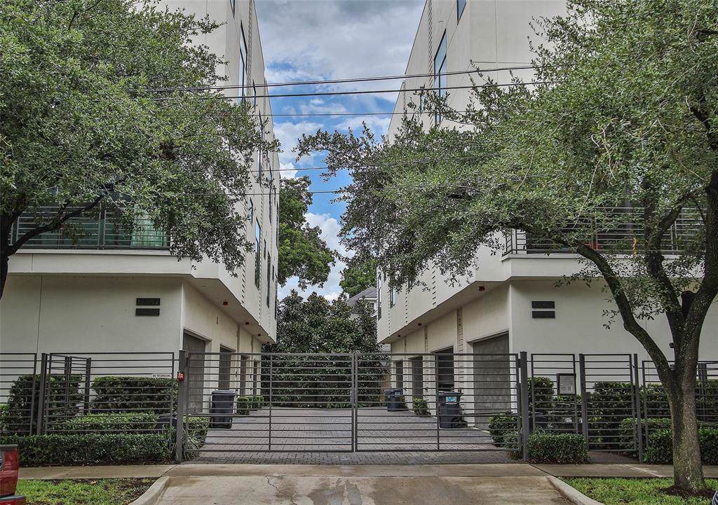 1004 California Street - Photo 1
