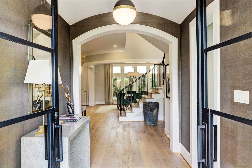 21 Broad Oaks Drive - Photo 1