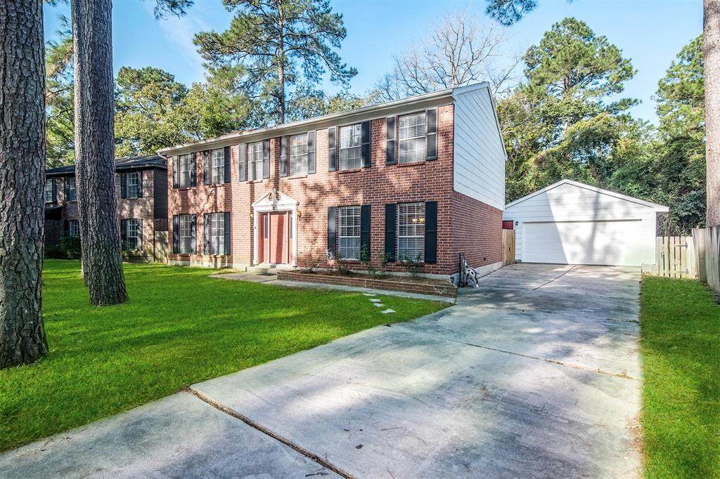 35 Hickory Oak Drive - Photo 1
