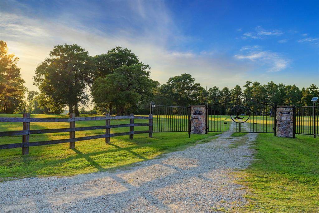 1269 Jones Road - Photo 1