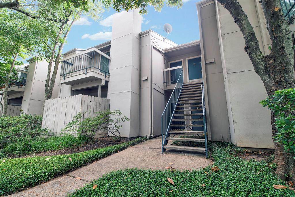 7900 Stadium Drive - Photo 1