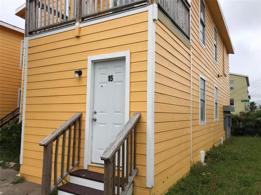 2711 Avenue K - Photo 1