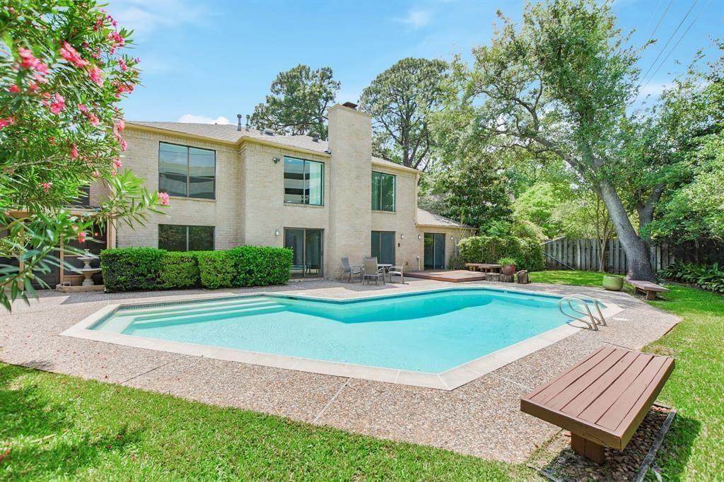 15722 Island Grove Court - Photo 1