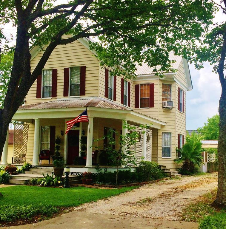 515 Wolf Street - Photo 1