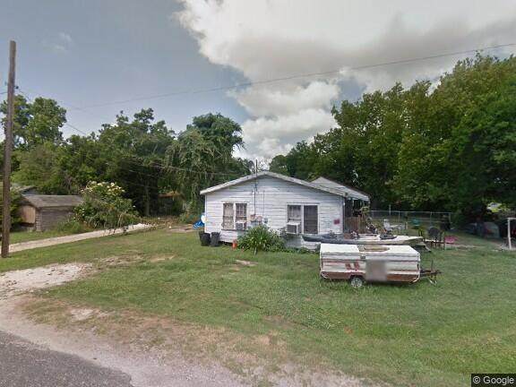 1303 2nd Avenue - Photo 1