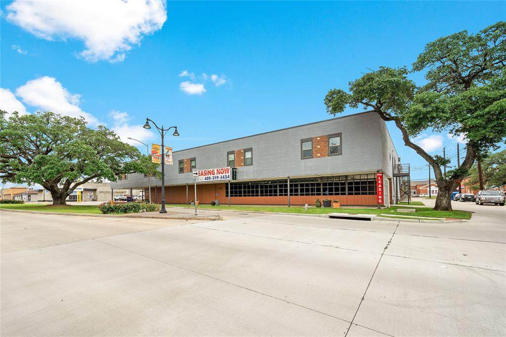 612 Texas Avenue - Photo 1