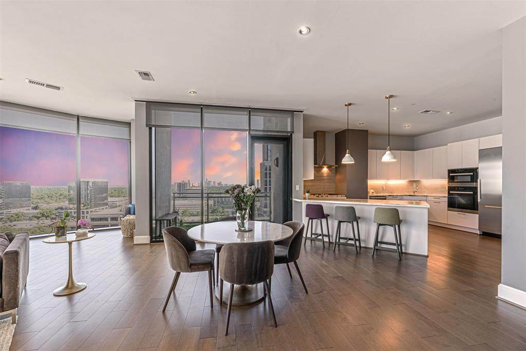 1409 Post Oak Boulevard - Photo 1
