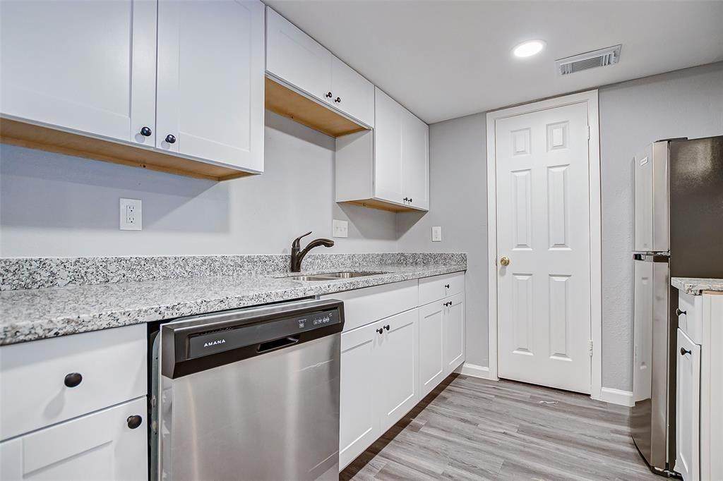 327 Hufsmith Road - Photo 1