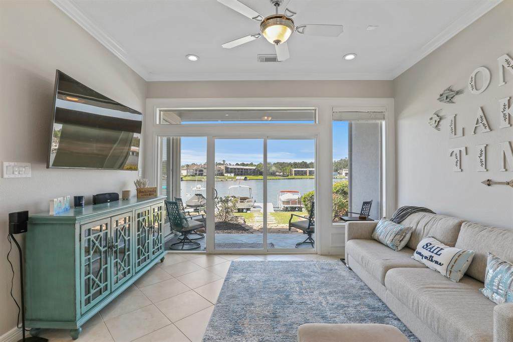 168 Lake Point Boulevard - Photo 1