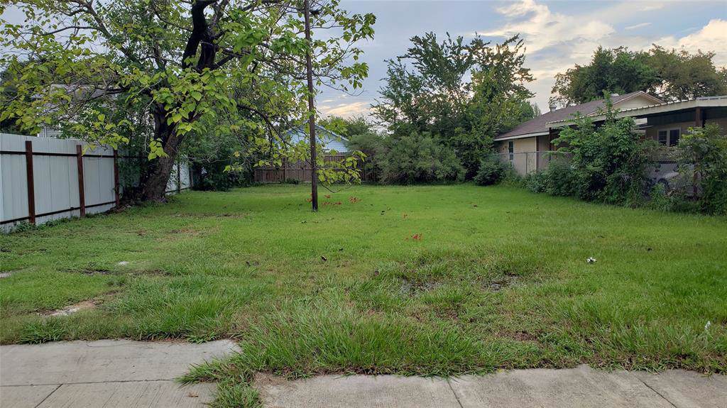 6703 Avenue I - Photo 1