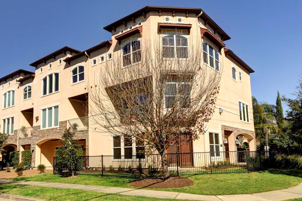 4130 Drake Street - Photo 1