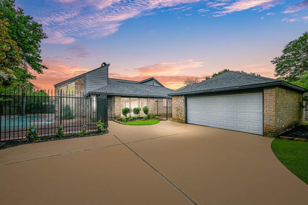 1611 Cherry Ridge Drive - Photo 1