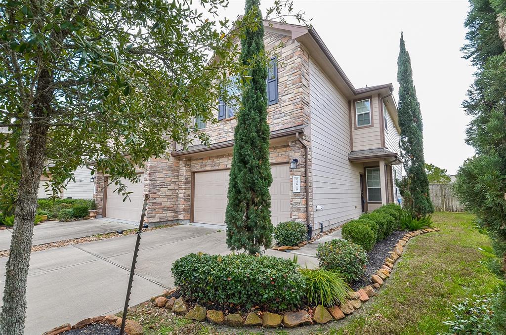 24618 Folkstone Circle - Photo 1