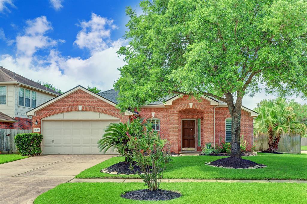21627 Ashford Grove - Photo 1