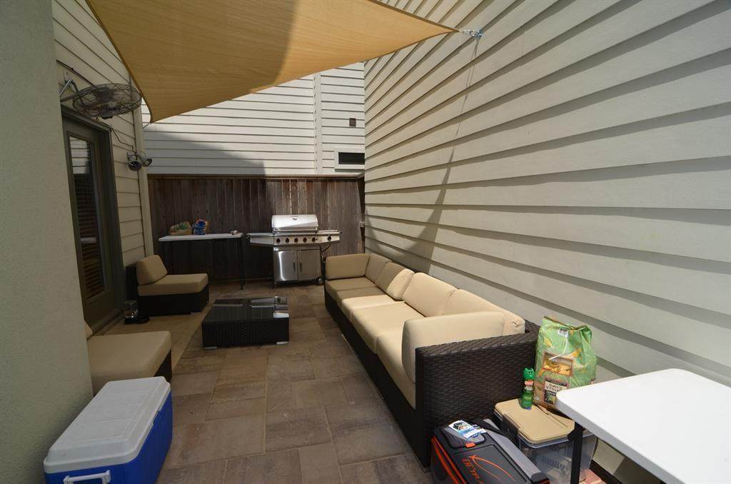 5427 Kansas Street - Photo 1