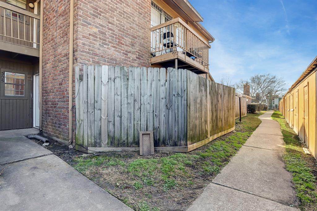 9550 Deering Drive - Photo 1