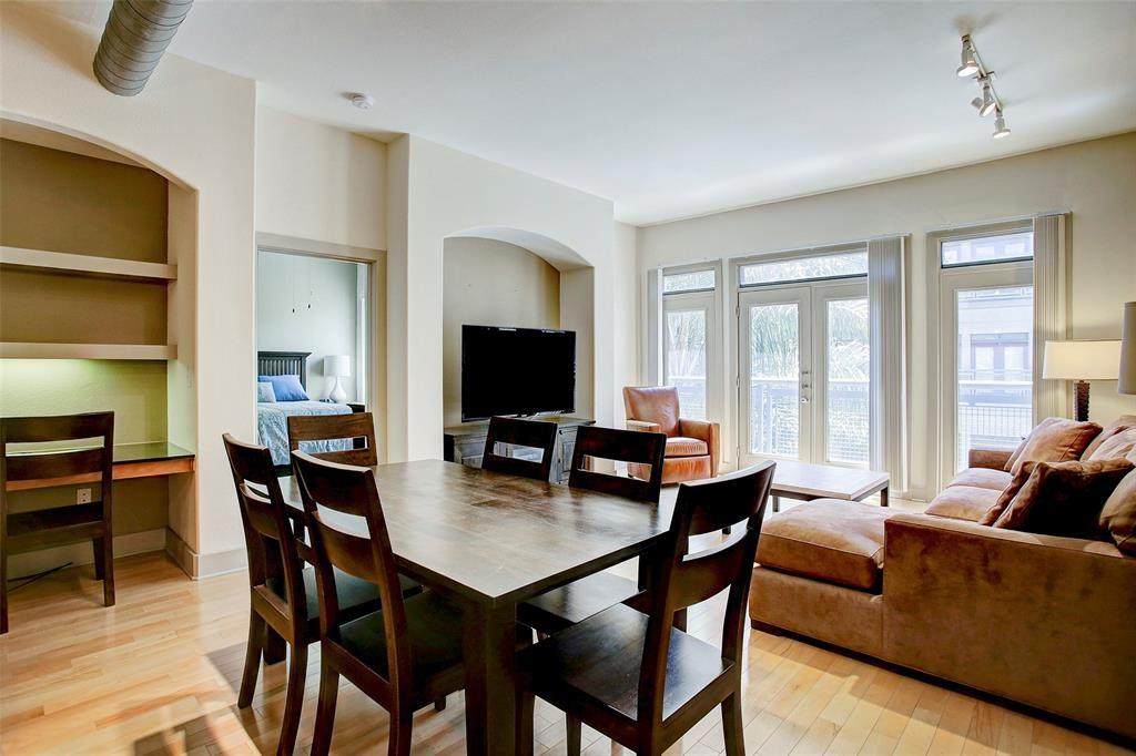 1901 Post Oak Boulevard - Photo 1