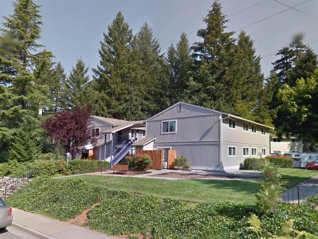 510 W Schumacher - Photo 1