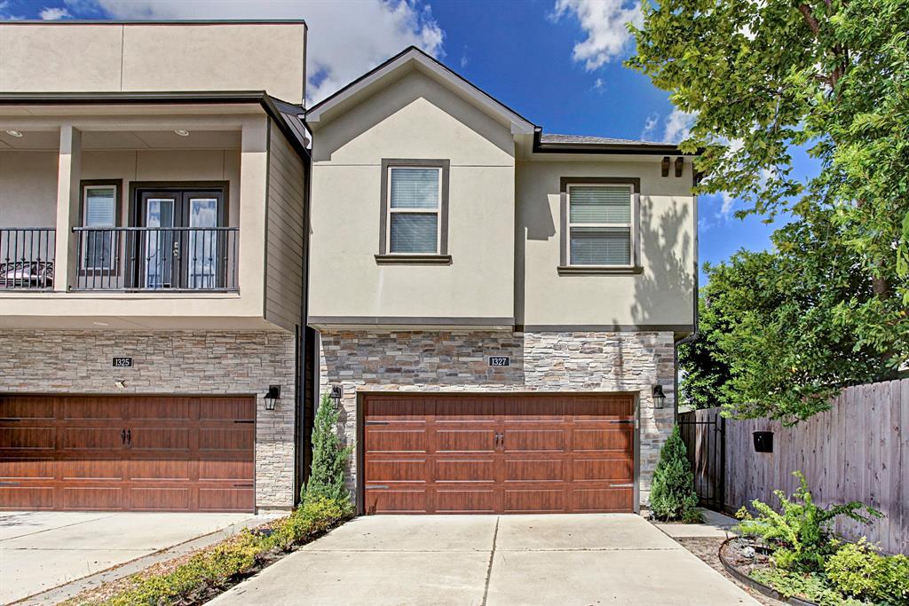 1327 Laird Street - Photo 1