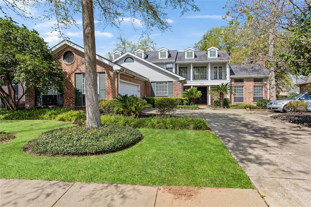 1718 Plantation Drive - Photo 1