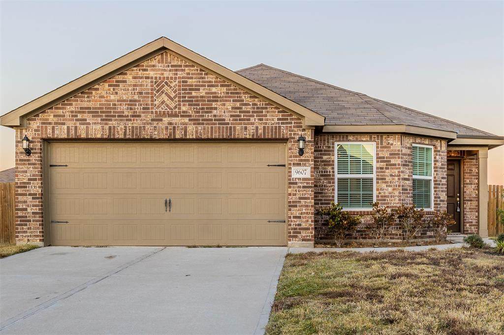 9607 Garnet Grove Drive - Photo 1