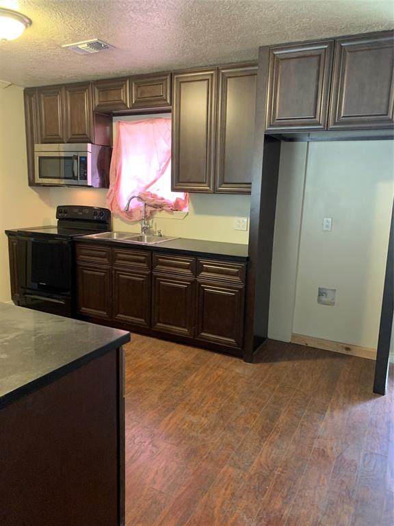 9235 Oak Knoll Lane - Photo 1