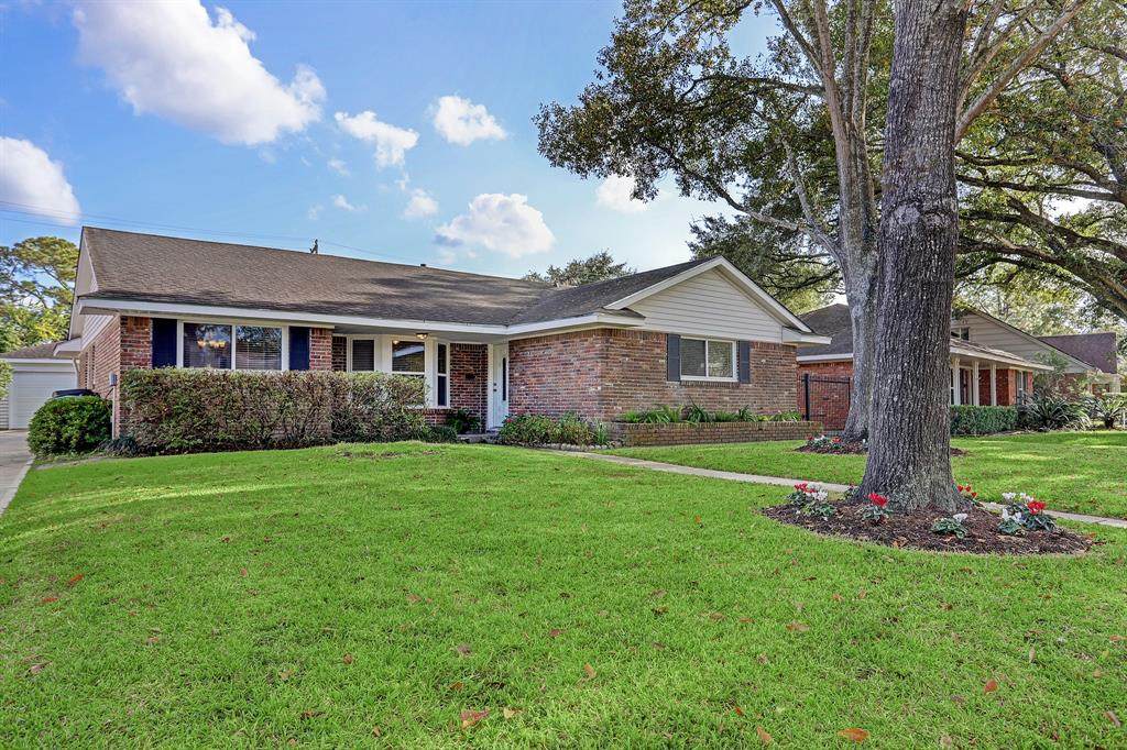 3711 Durhill Street - Photo 1