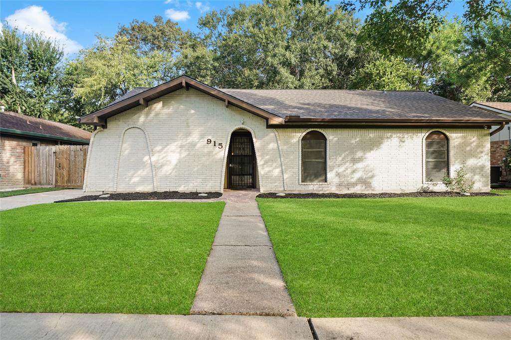 915 Redway Lane - Photo 1