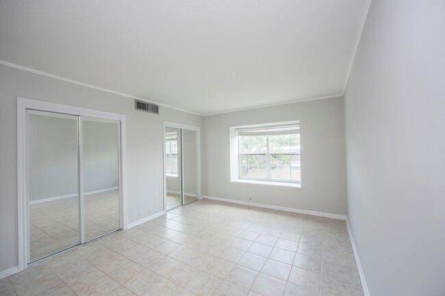 2601 Bellefontaine Street - Photo 1