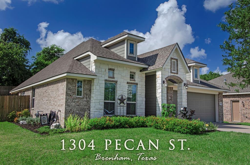 1304 Pecan Street - Photo 1