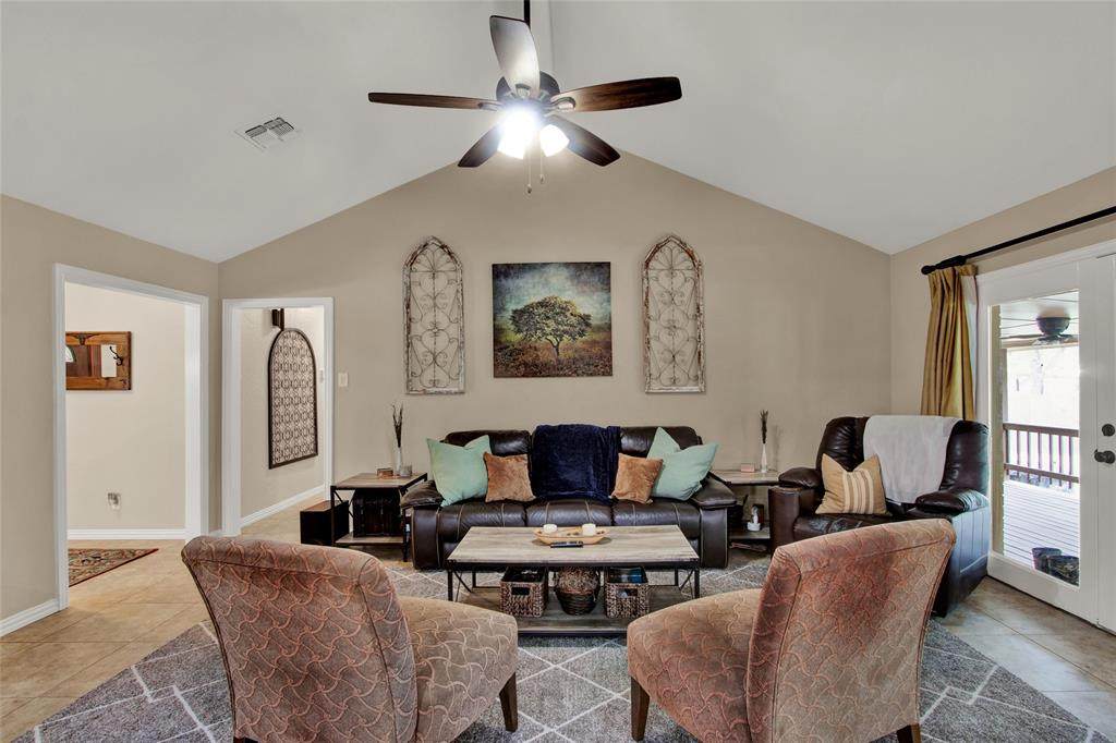 719 Dogwood Trail - Photo 1