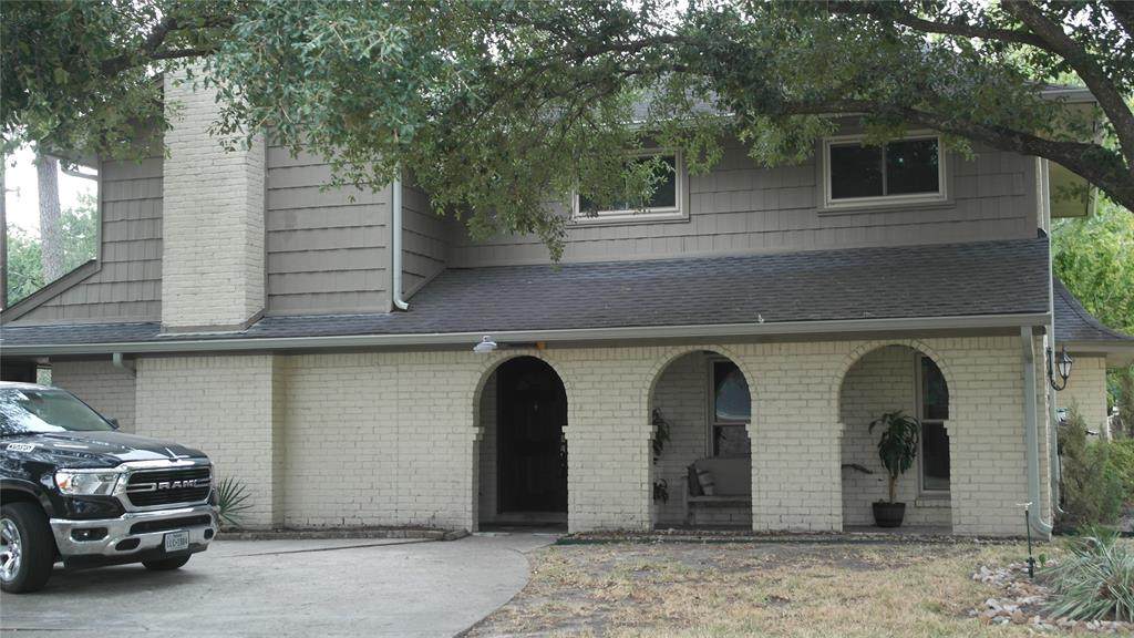 16219 Southampton Drive - Photo 1