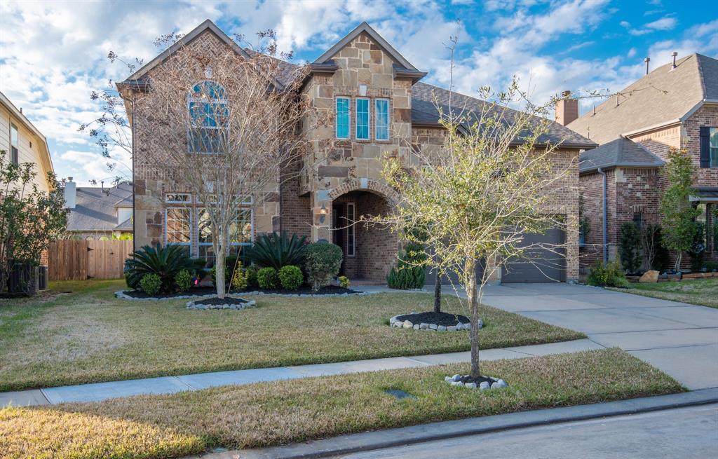 28045 Hallimore Drive - Photo 1
