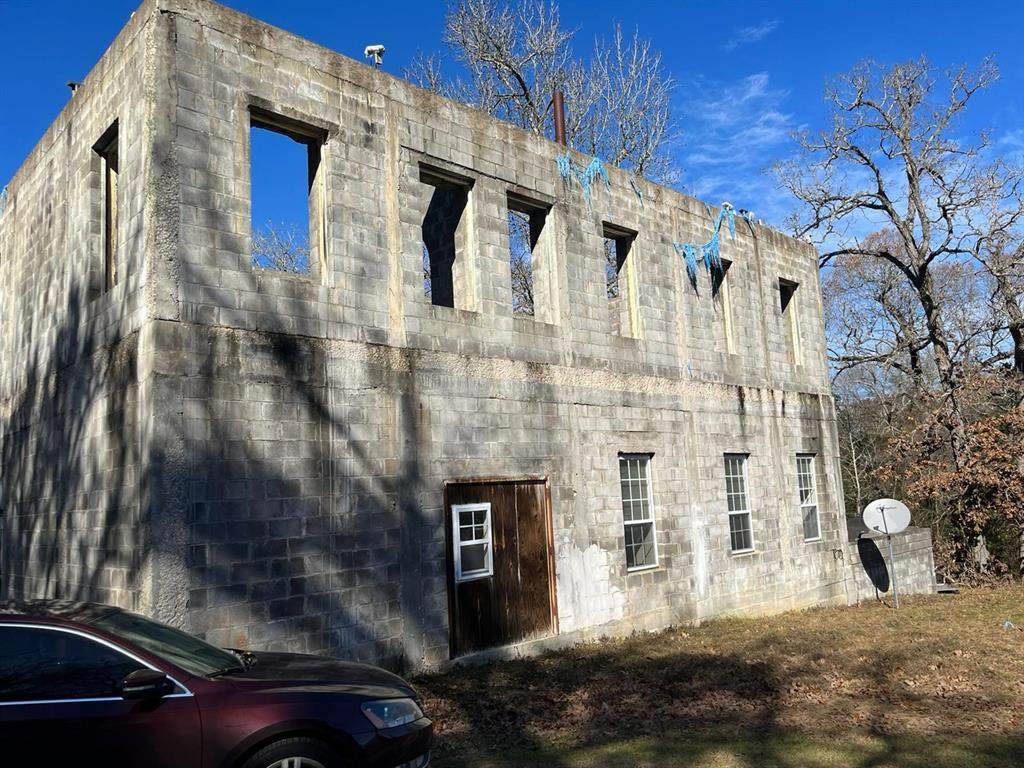 41414 Woodway Street - Photo 1