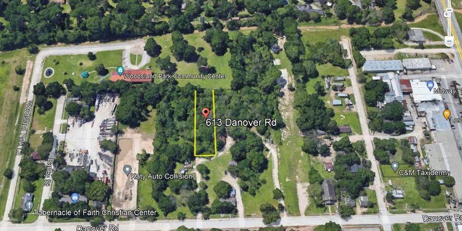 613 Danover Street - Photo 1