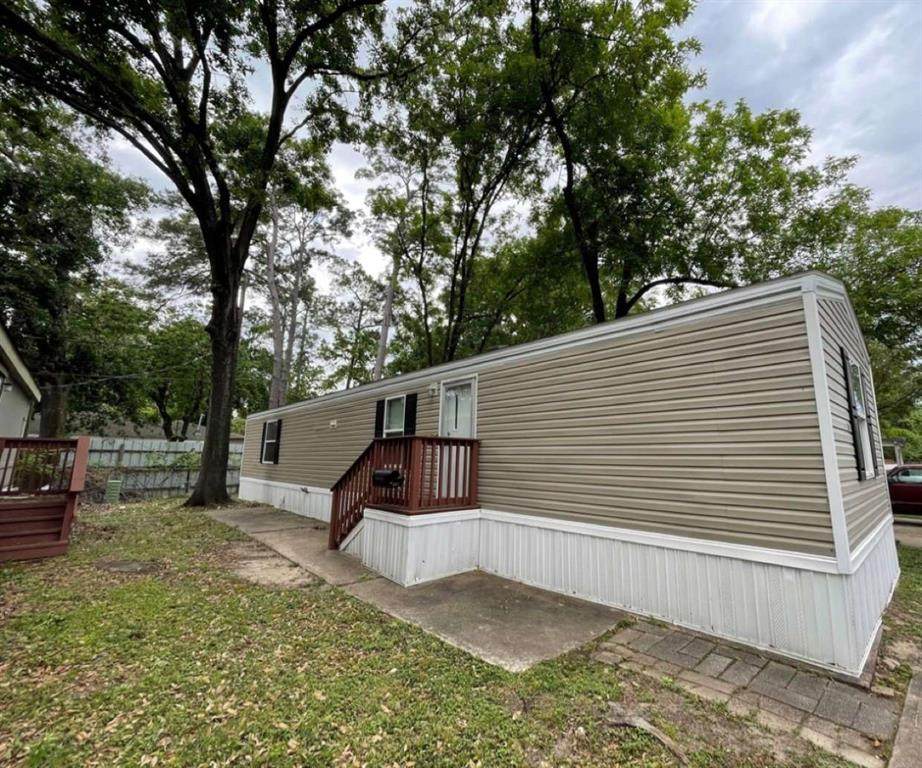 816 Lehman Street - Photo 1