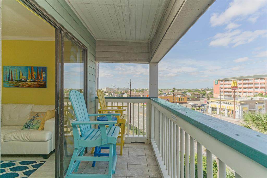 6102 Seawall Boulevard - Photo 1