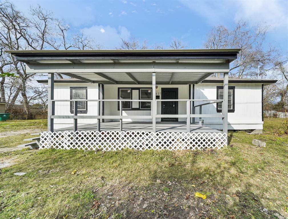 4637 Mallow Street - Photo 1