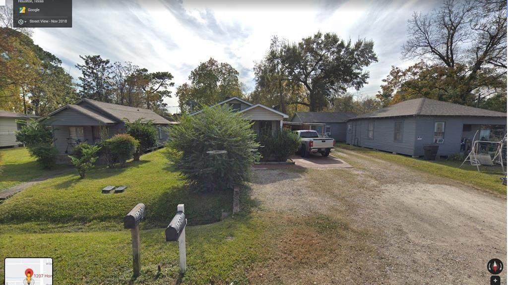1207 Homer Street - Photo 1