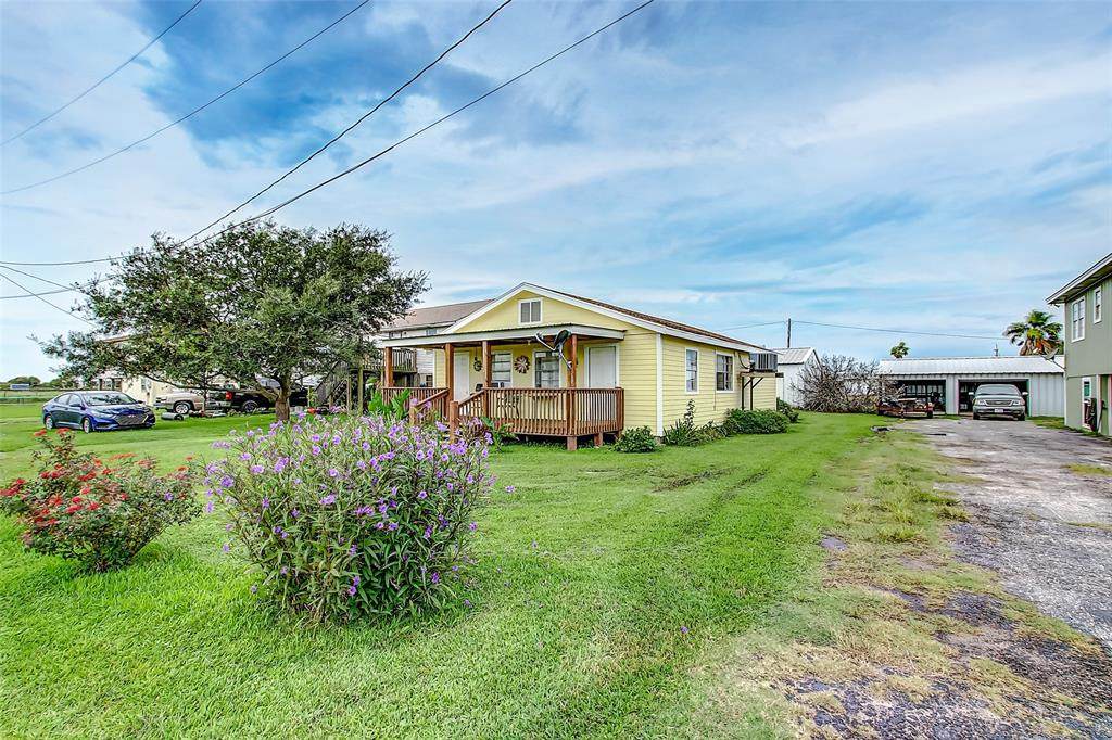 1215 Pickney Avenue - Photo 1