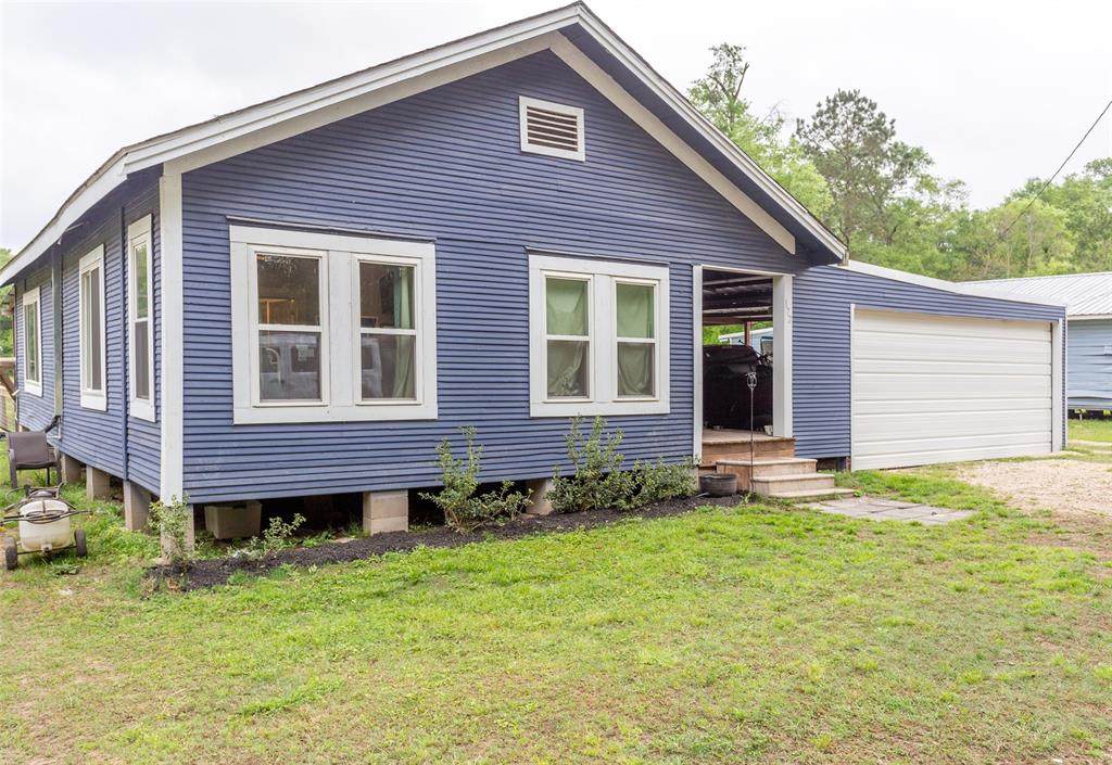 172 County Road 3995 - Photo 1