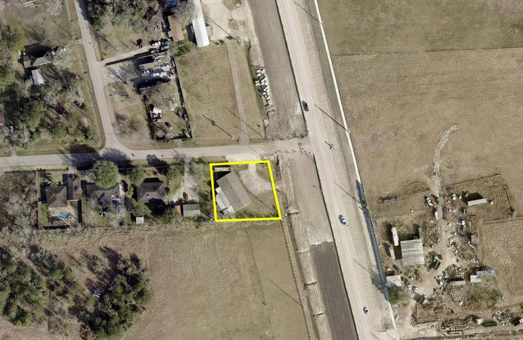21221 Fm 2100 Road - Photo 1