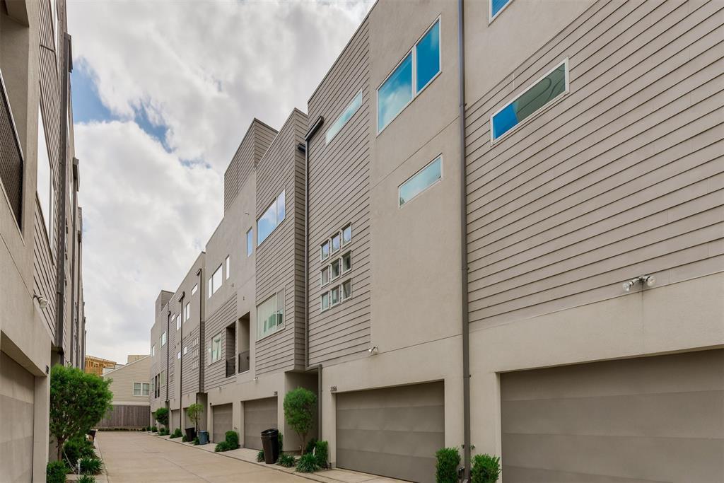 2356 Commerce Street - Photo 1