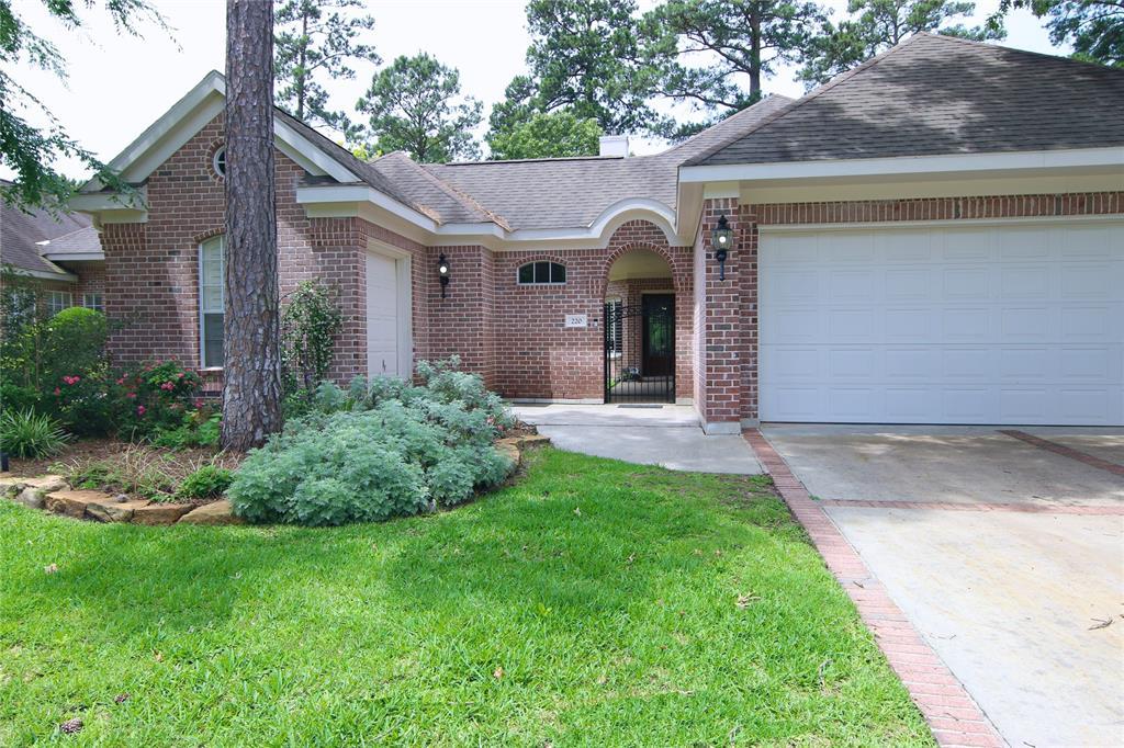 220 West Pines Drive - Photo 1